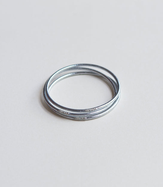 Thin Bangle (Silver)